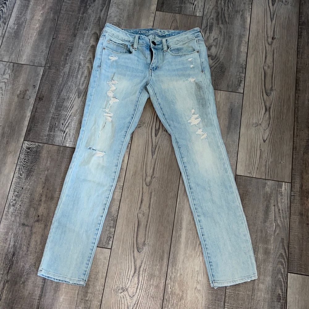 American Eagle Straight leg jeans!